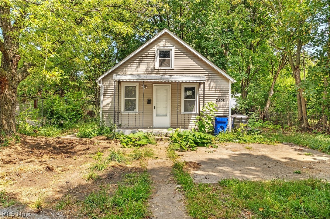 2408 Castle Avenue Cleveland OH 44113