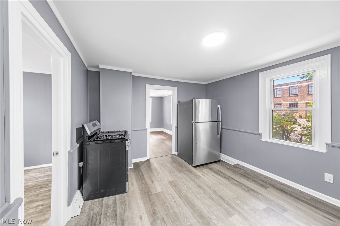 2408 Castle Avenue Cleveland OH 44113