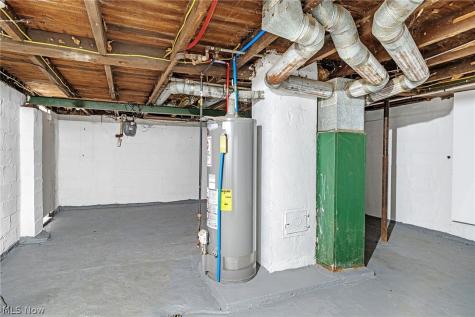 2408 Castle Avenue Cleveland OH 44113