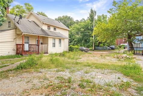 2408 Castle Avenue Cleveland OH 44113