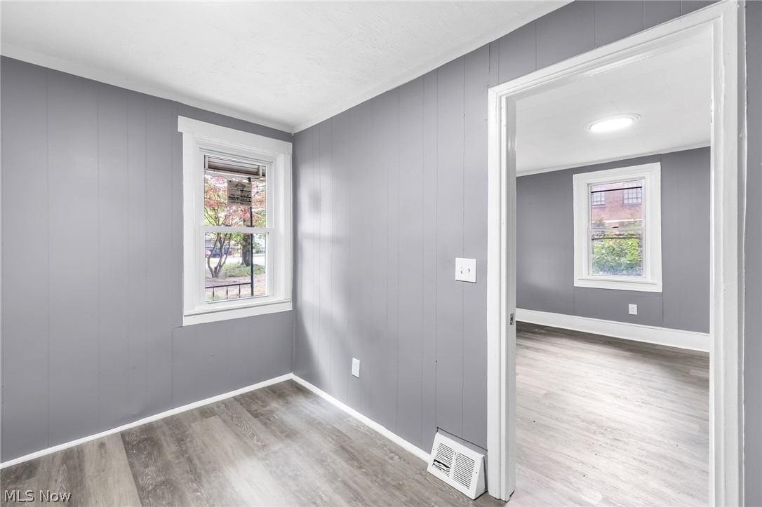 2408 Castle Avenue Cleveland OH 44113