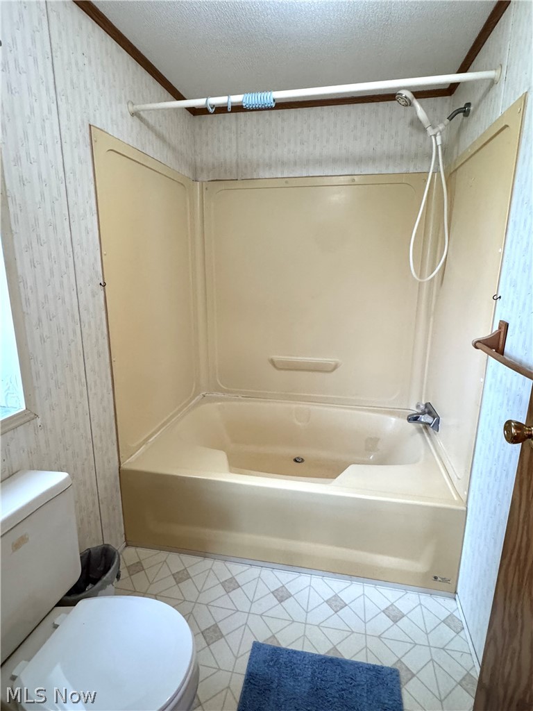 324 Fairview West Lafayette OH 43845