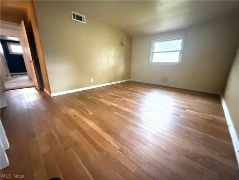 3316 Purdue Street Cuyahoga Falls OH 44221