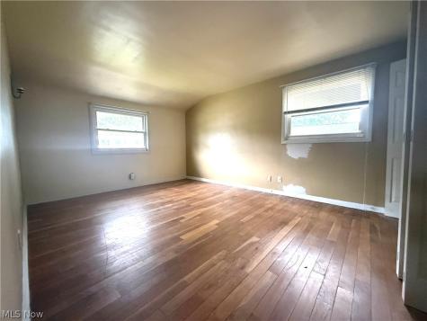 3316 Purdue Street Cuyahoga Falls OH 44221