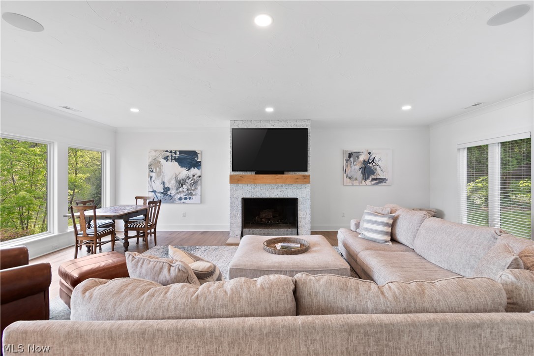 2264 Laurel Drive SW Sherrodsville OH 44675