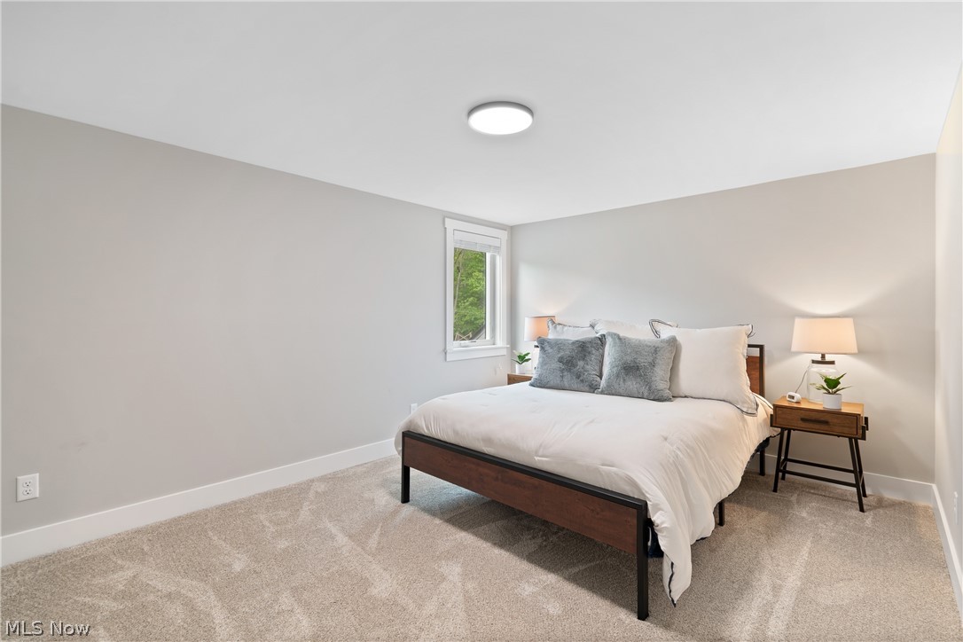 2264 Laurel Drive SW Sherrodsville OH 44675