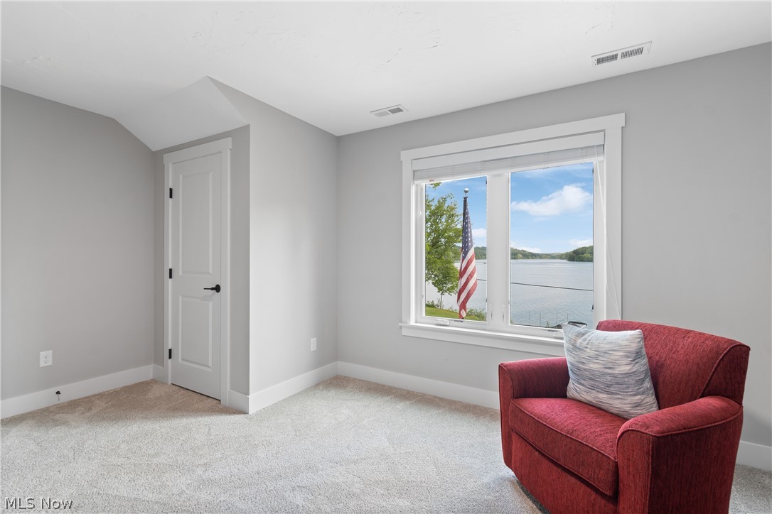 2264 Laurel Drive SW Sherrodsville OH 44675