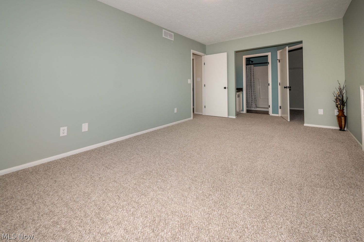 431 Sugarbush Circle Brunswick OH 44212