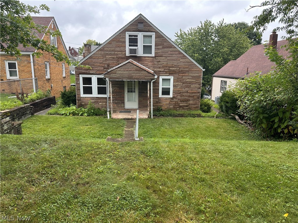 2636 Hollywood Boulevard Steubenville OH 43952