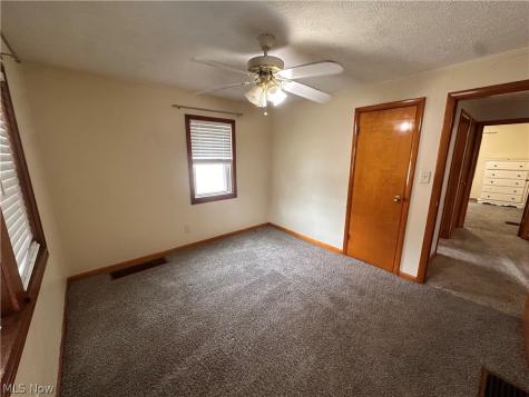 2636 Hollywood Boulevard Steubenville OH 43952