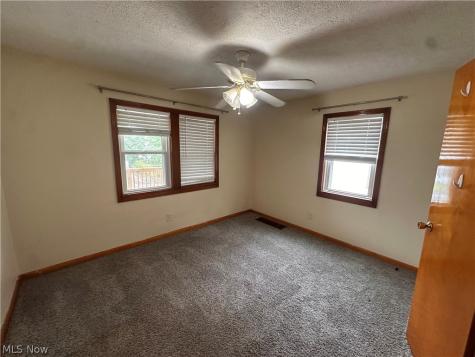 2636 Hollywood Boulevard Steubenville OH 43952