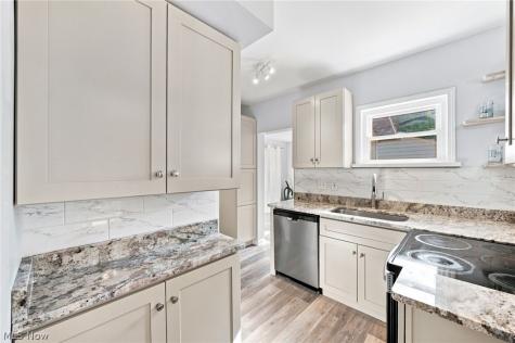 4651 E Lake Road Sheffield Lake OH 44054