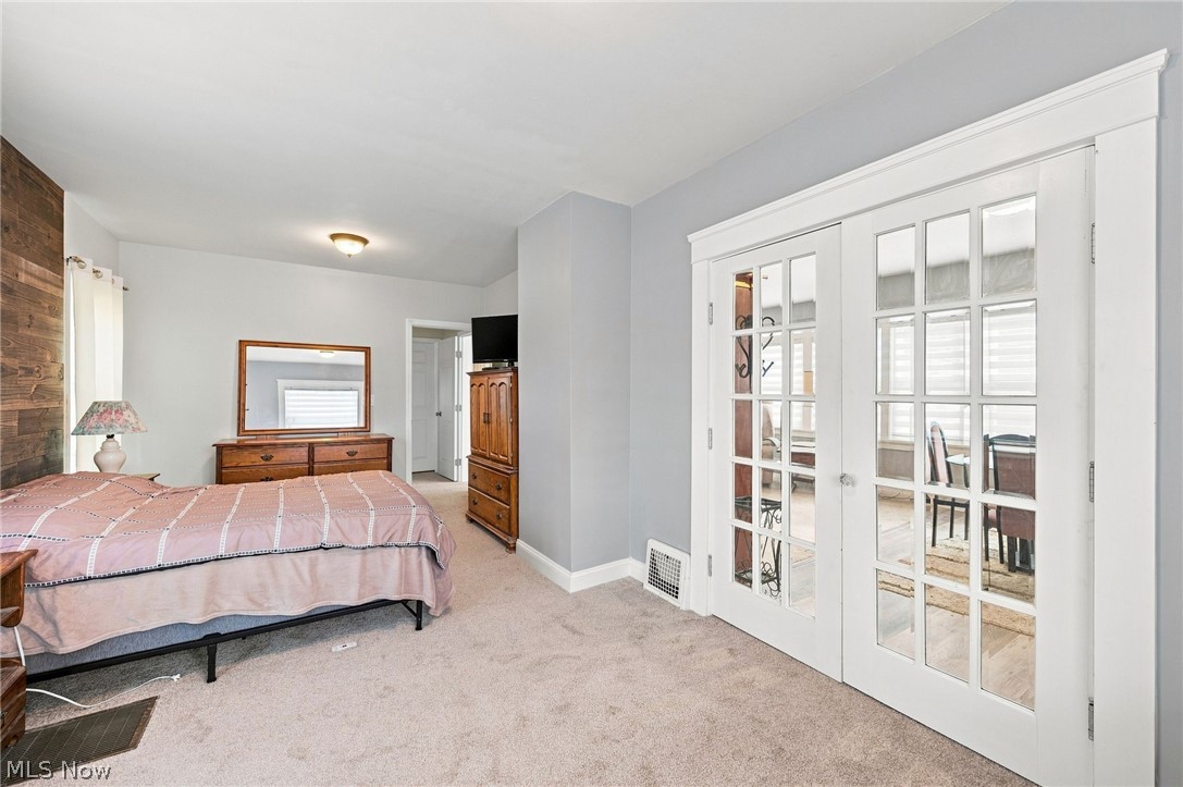 4651 E Lake Road Sheffield Lake OH 44054