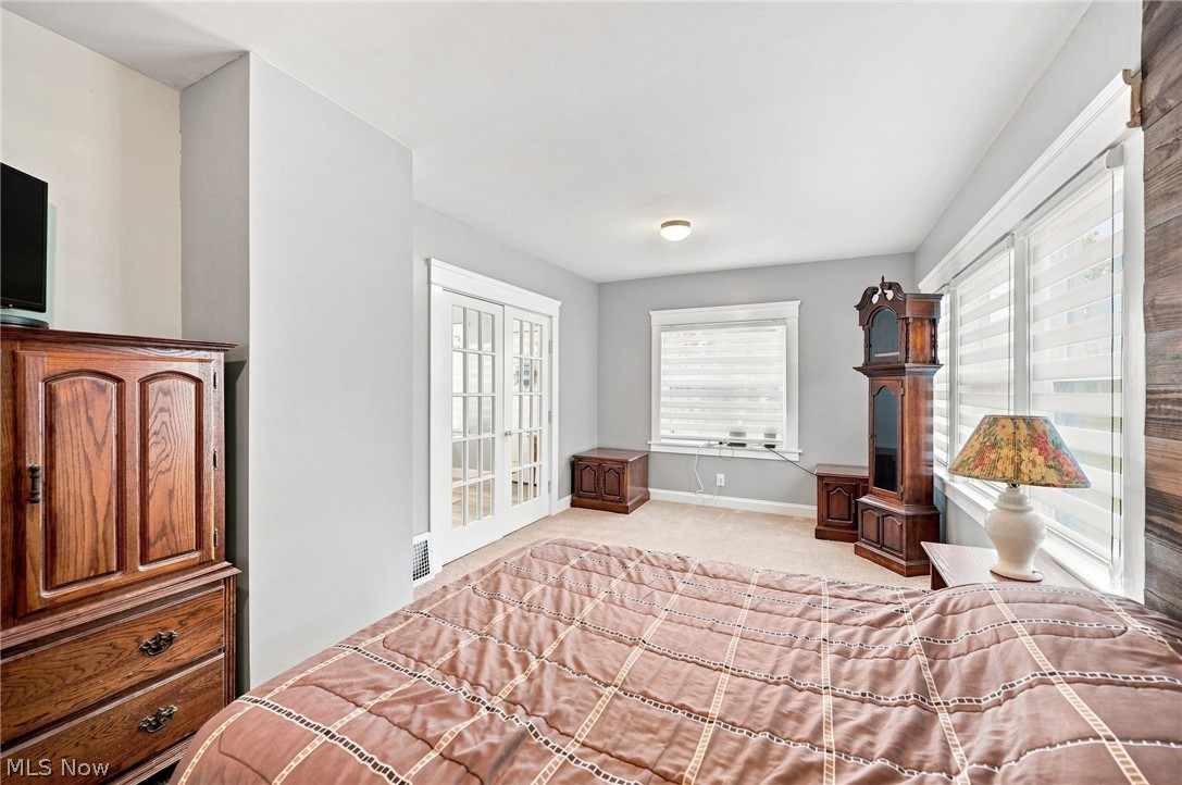 4651 E Lake Road Sheffield Lake OH 44054