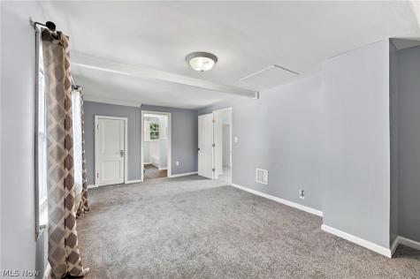 4651 E Lake Road Sheffield Lake OH 44054