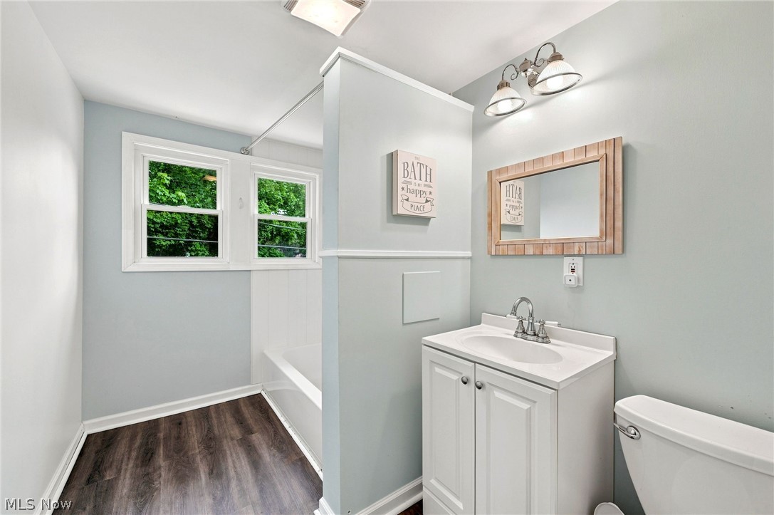 4651 E Lake Road Sheffield Lake OH 44054