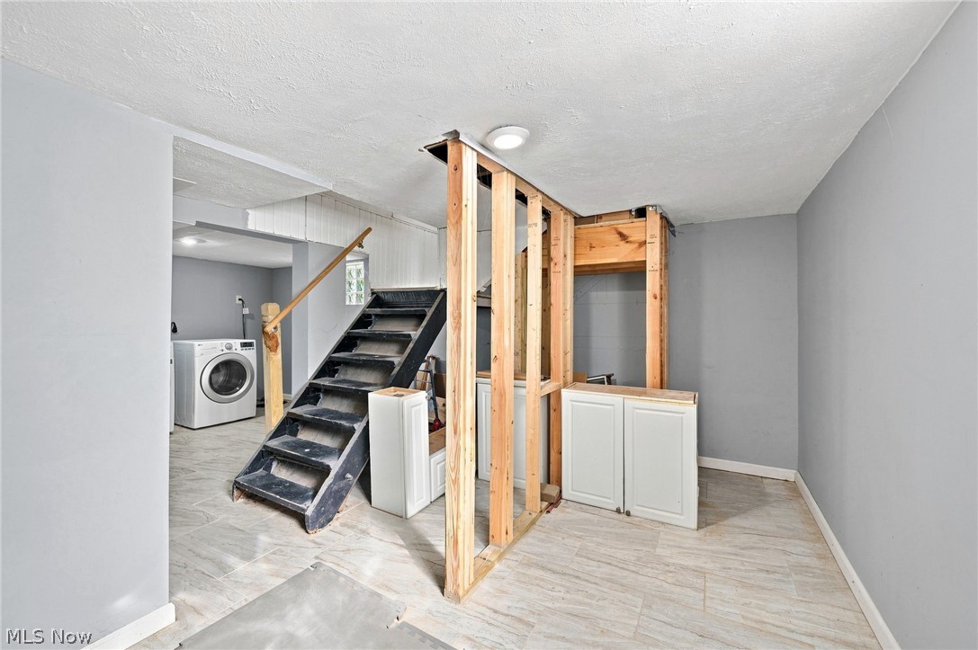4651 E Lake Road Sheffield Lake OH 44054
