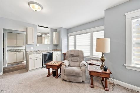 4651 E Lake Road Sheffield Lake OH 44054