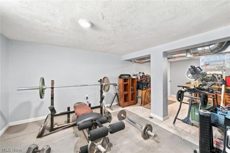 4651 E Lake Road Sheffield Lake OH 44054