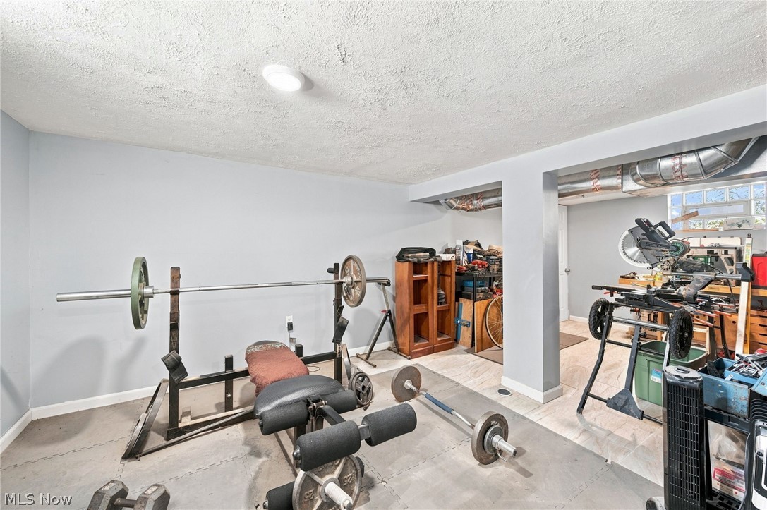 4651 E Lake Road Sheffield Lake OH 44054