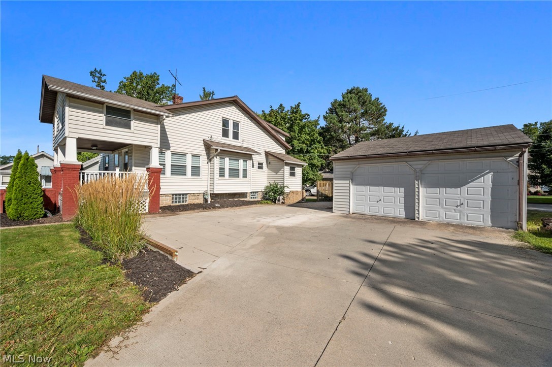 4651 E Lake Road Sheffield Lake OH 44054