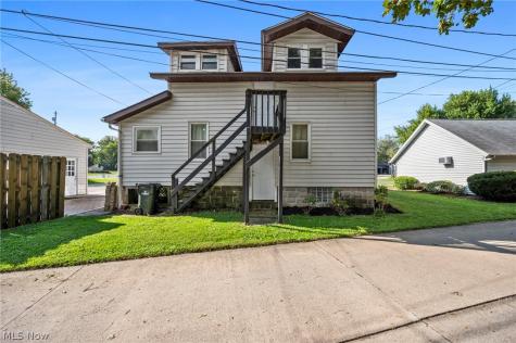 4651 E Lake Road Sheffield Lake OH 44054