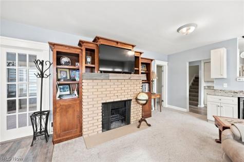 4651 E Lake Road Sheffield Lake OH 44054