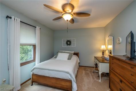 10222 Huntington Park Drive Strongsville OH 44136
