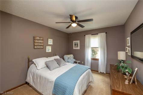 10222 Huntington Park Drive Strongsville OH 44136