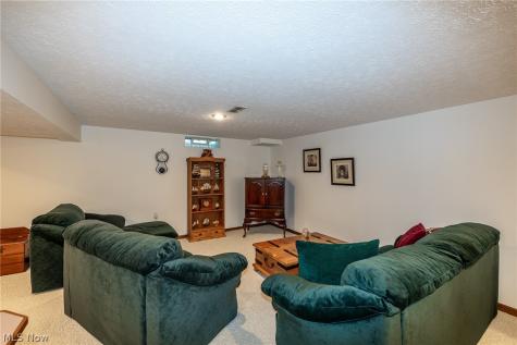 10222 Huntington Park Drive Strongsville OH 44136