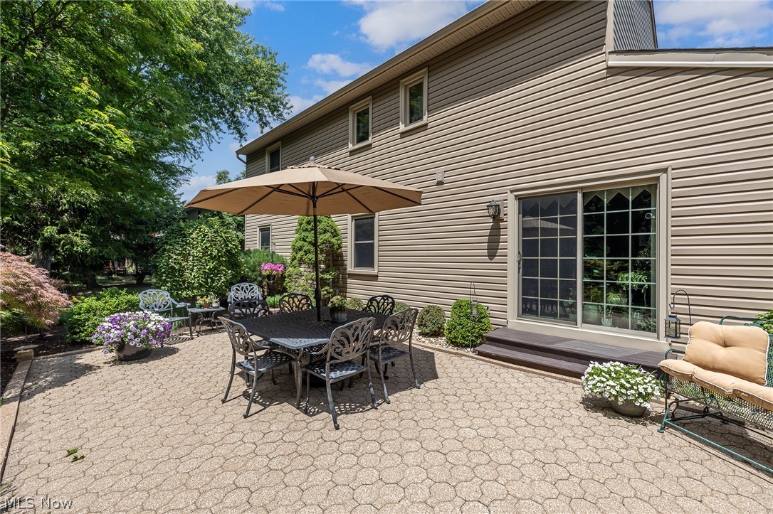 10222 Huntington Park Drive Strongsville OH 44136