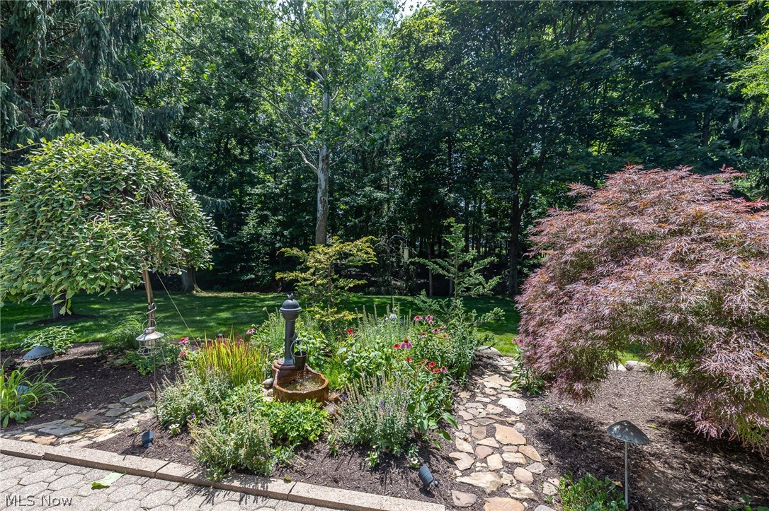 10222 Huntington Park Drive Strongsville OH 44136
