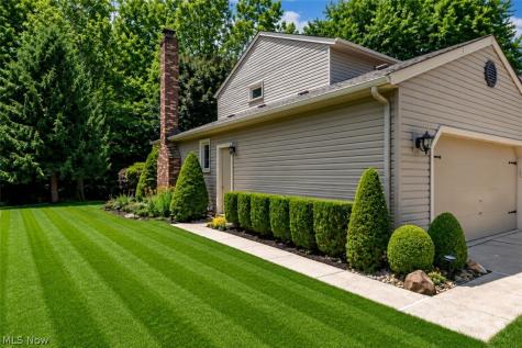 10222 Huntington Park Drive Strongsville OH 44136