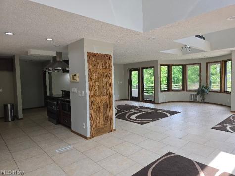 13601 Royalton Road Strongsville OH 44136