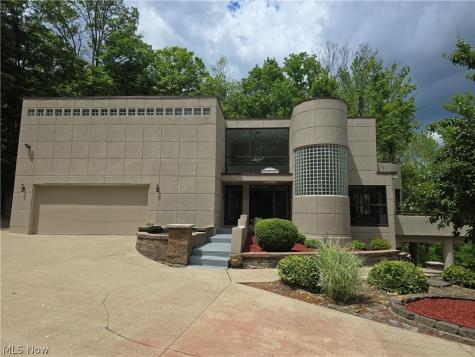 13601 Royalton Road Strongsville OH 44136