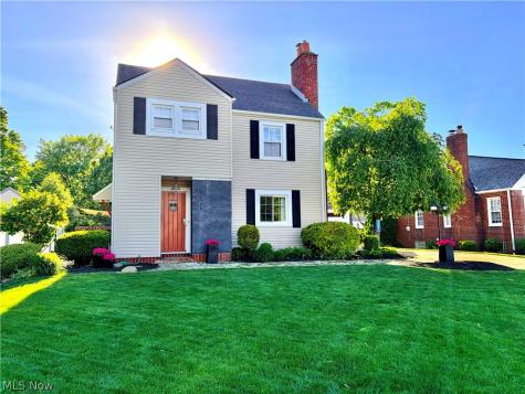 1121 Manor Avenue SW Canton OH 44710