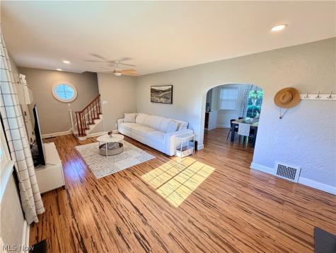 1121 Manor Avenue SW Canton OH 44710