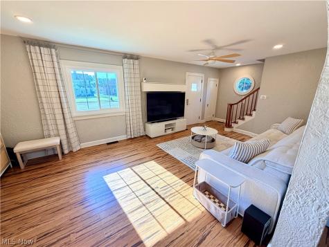 1121 Manor Avenue SW Canton OH 44710