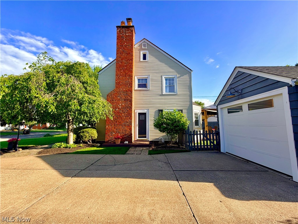 1121 Manor Avenue SW Canton OH 44710