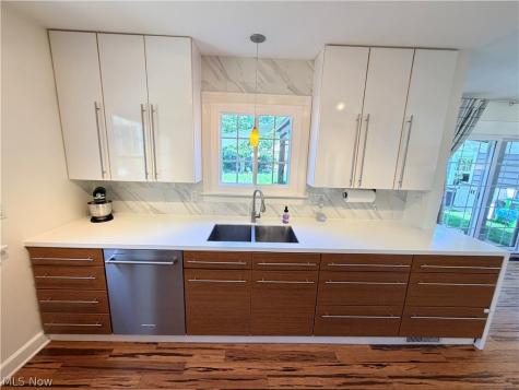 1121 Manor Avenue SW Canton OH 44710
