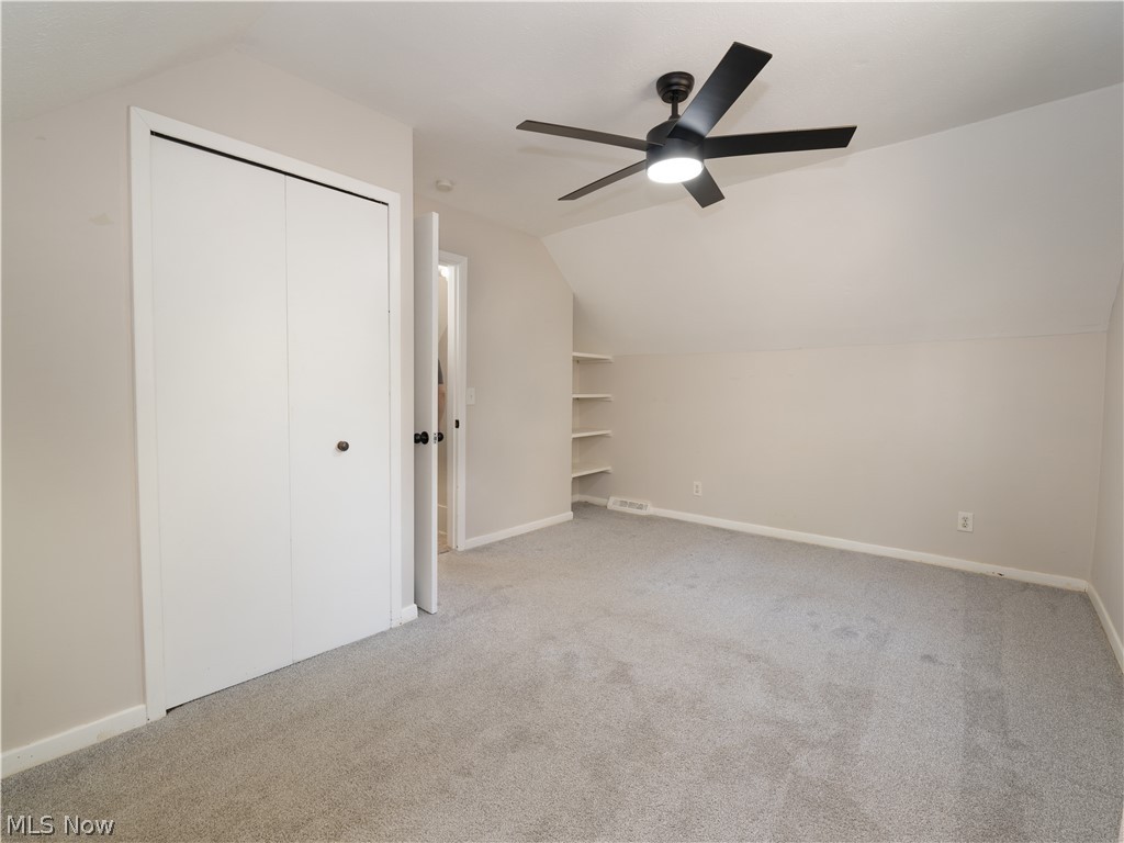 25524 Chatworth Euclid OH 44117