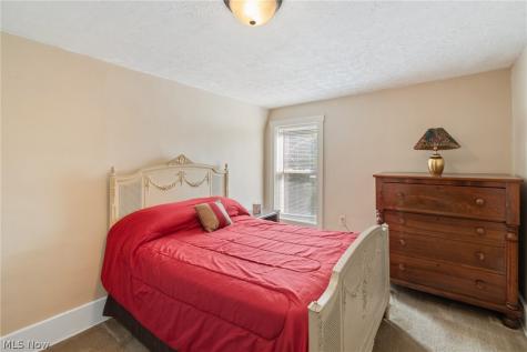 3735 Harrison Avenue NW Canton OH 44709