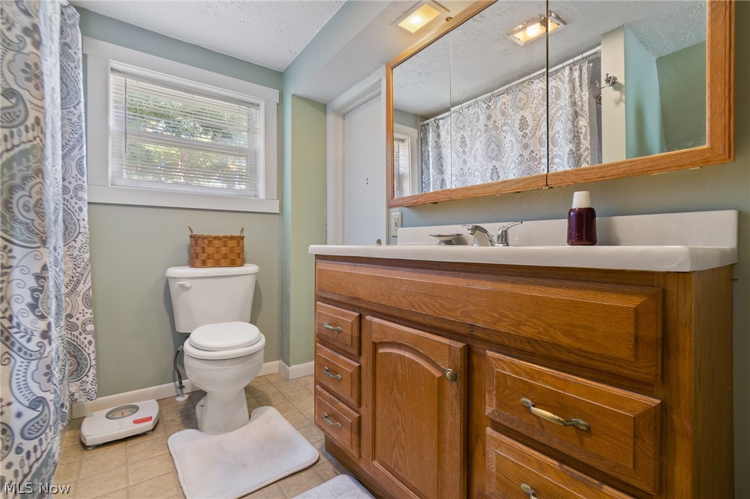 3735 Harrison Avenue NW Canton OH 44709