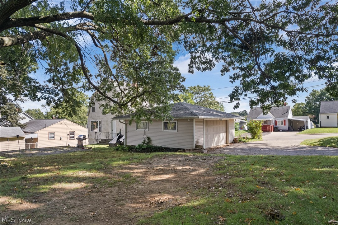3735 Harrison Avenue NW Canton OH 44709