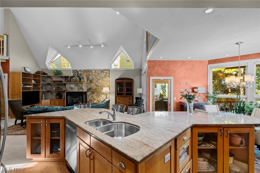 4268 Vilamoura Drive Avon OH 44011