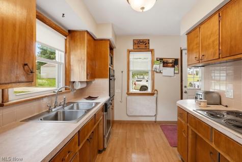 2755 Springfield Lake Drive Akron OH 44312