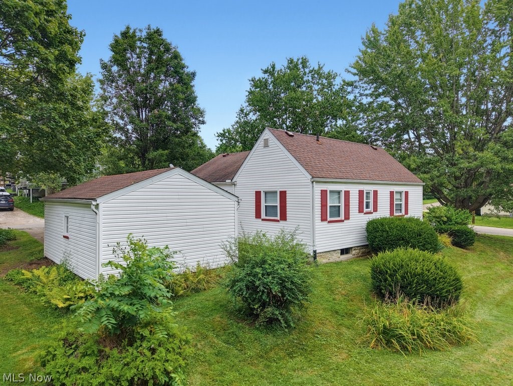 2755 Springfield Lake Drive Akron OH 44312
