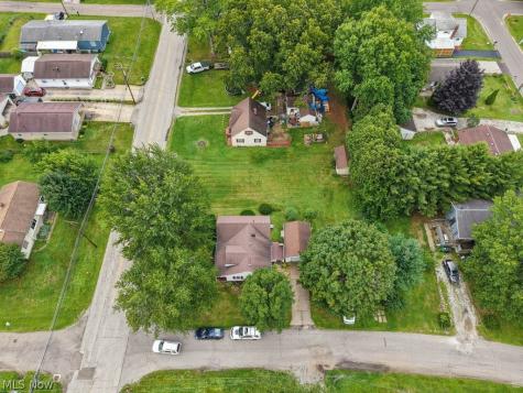 2755 Springfield Lake Drive Akron OH 44312