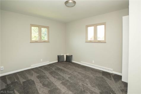 748 Hemlock Street NW Massillon OH 44647