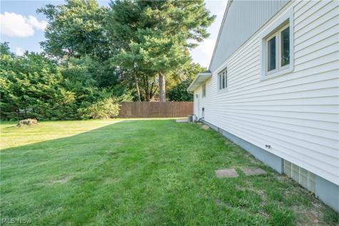748 Hemlock Street NW Massillon OH 44647